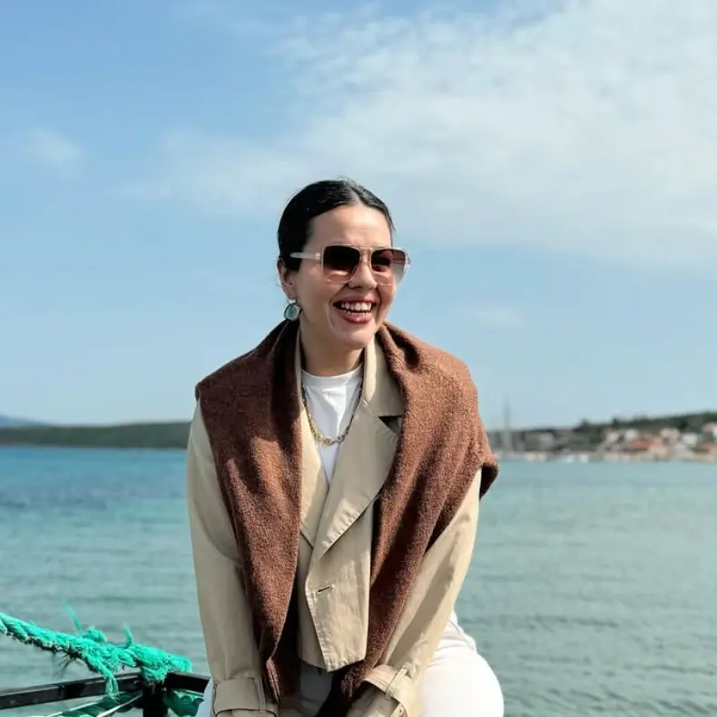 Büşra Yener